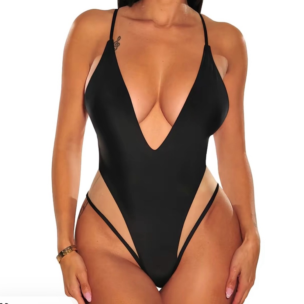 Elegant Black Women's Swimsuit